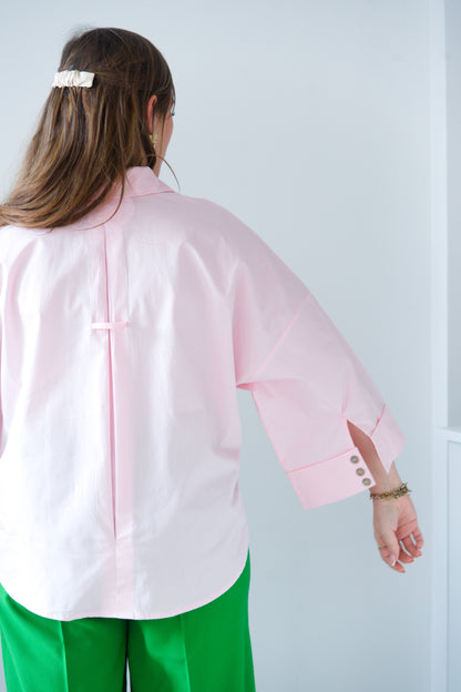 Minimal detail shirt pink
