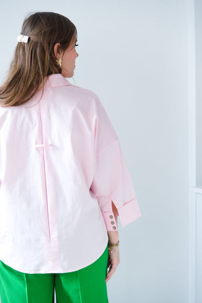 Minimal detail shirt pink