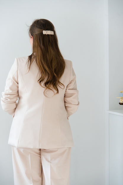 Beige tailored blazer
