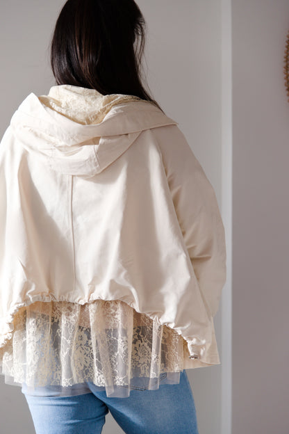 Lace raincoat ivory