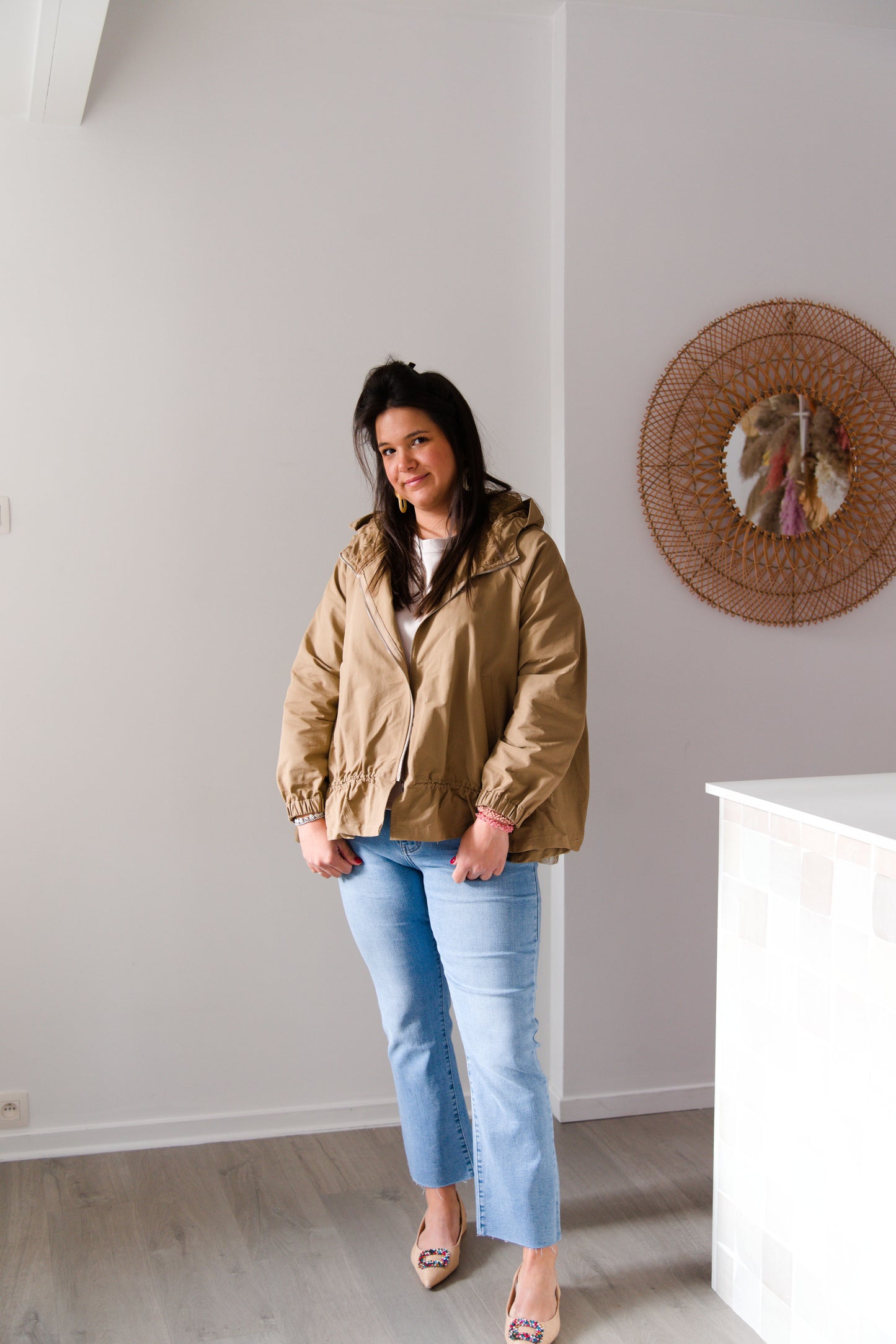 Lace raincoat cognac