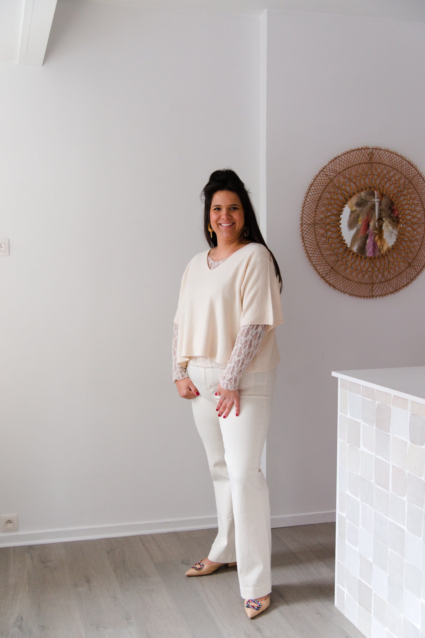 Soft essential shirt nude