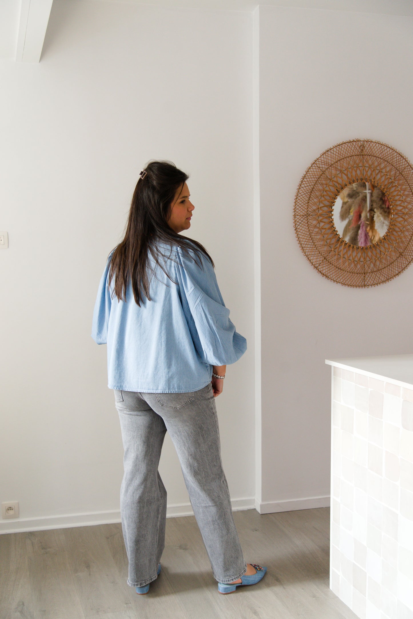 Chic denim blouse