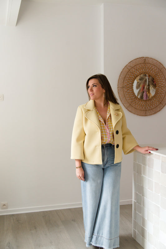 Chic & playful jacket yellow