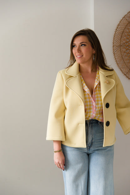 Chic & playful jacket yellow