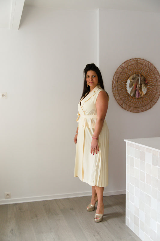 Plissé blazer dress yellow