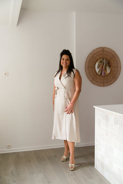 Plissé blazer dress beige