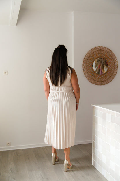 Plissé blazer dress beige