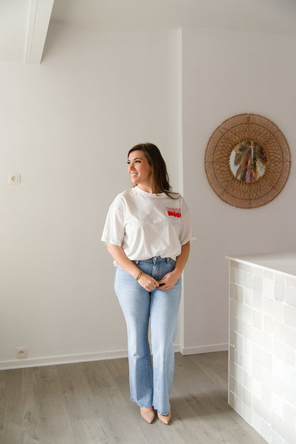 Chic twist denim jeans