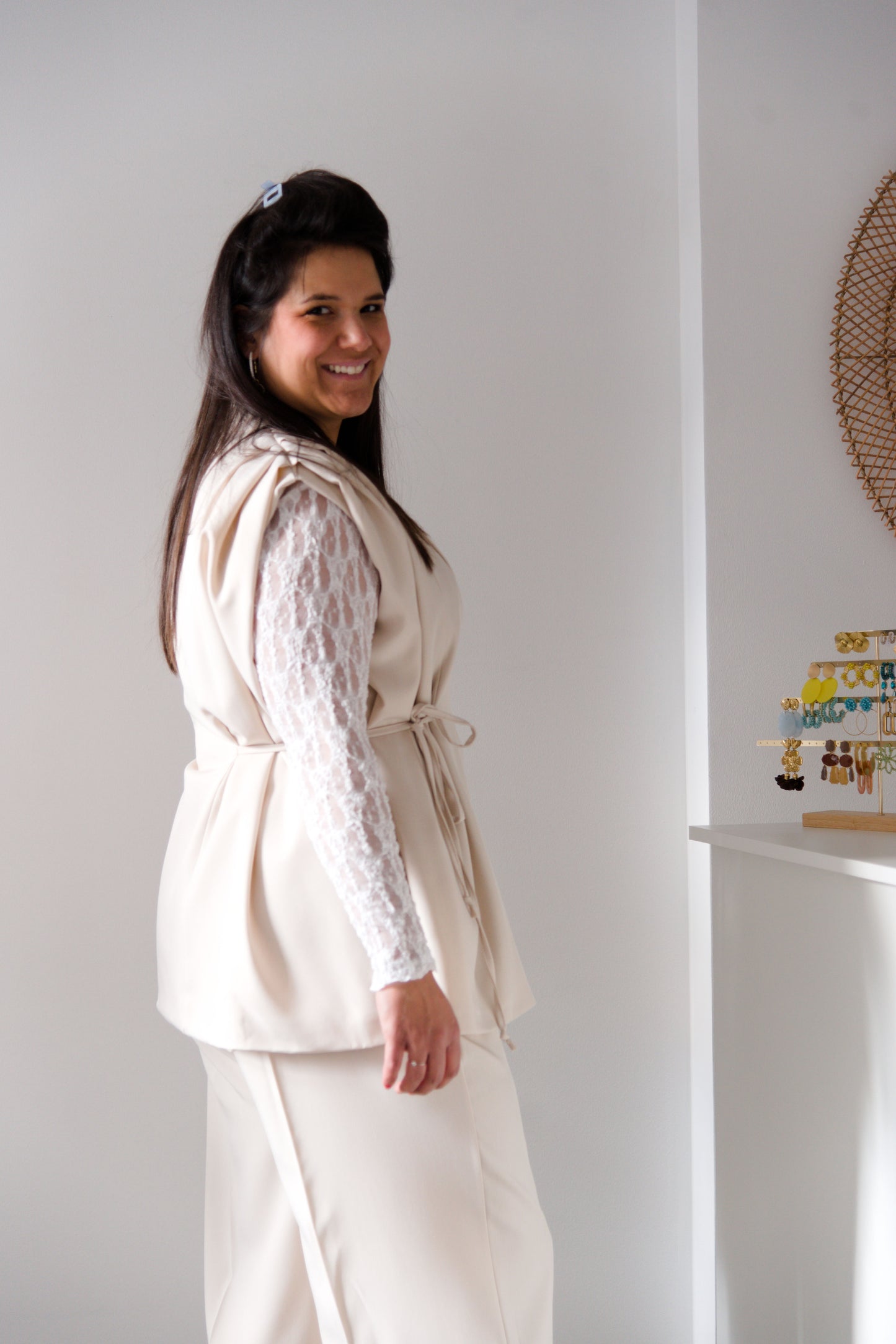 Curve beige tailored vest