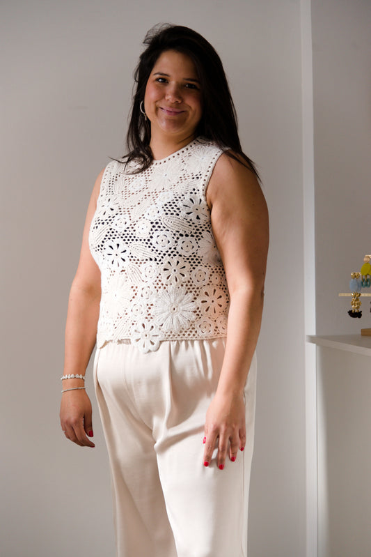 Boho bloom crochet top sand