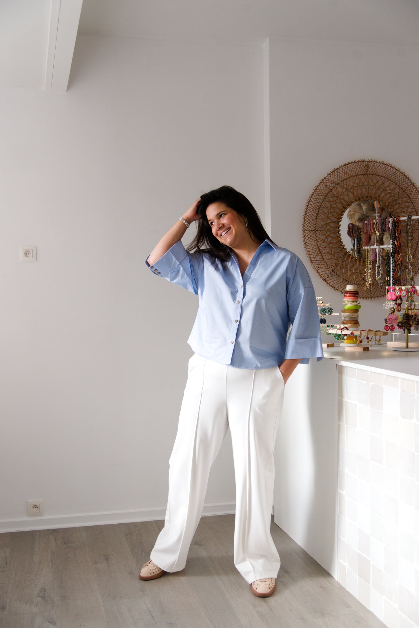 Luxe jogger pants white