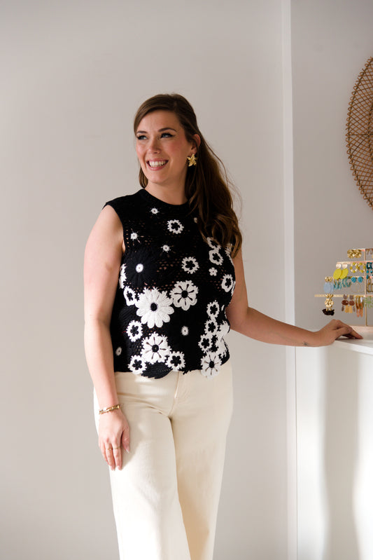 Boho bloom crochet top black