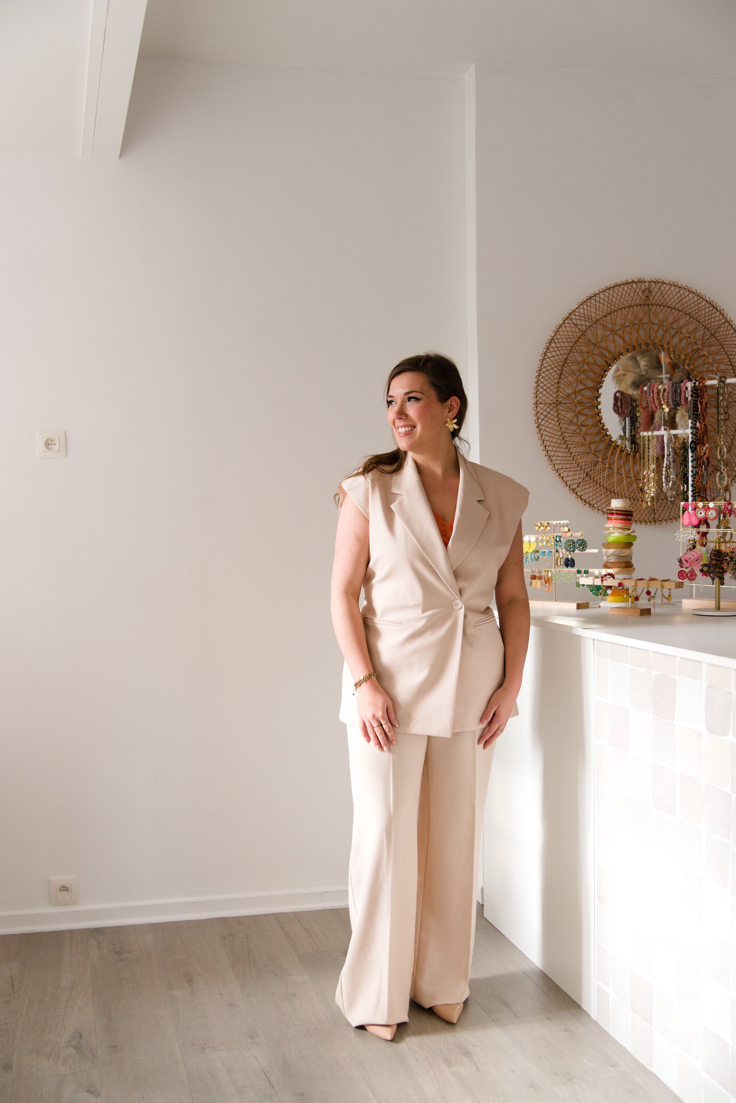 Beige oversized gilet