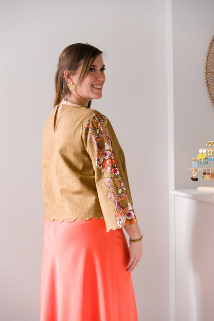Cognac blouse with orange detailed sleeves